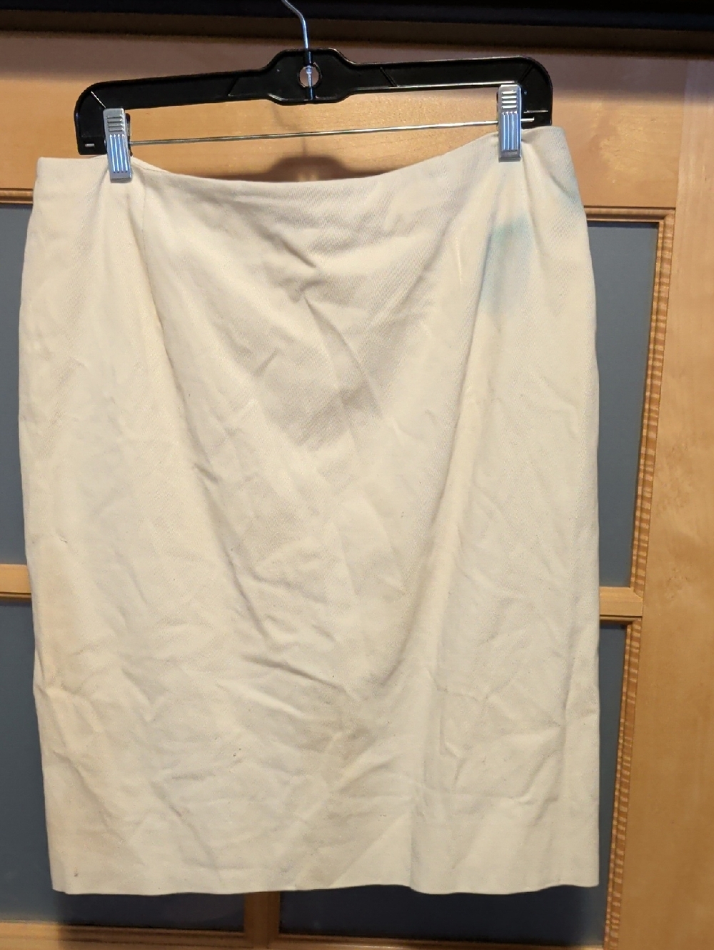 Valentino Spa Cream Women's Pencil Skirt